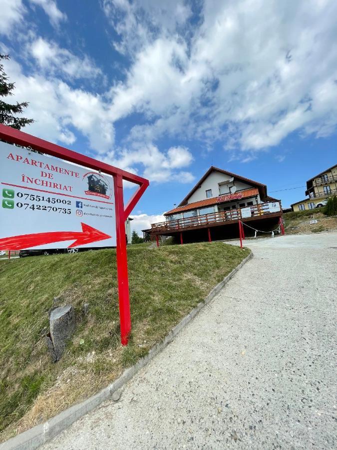 Red Family Apartments Păltiniş Екстериор снимка