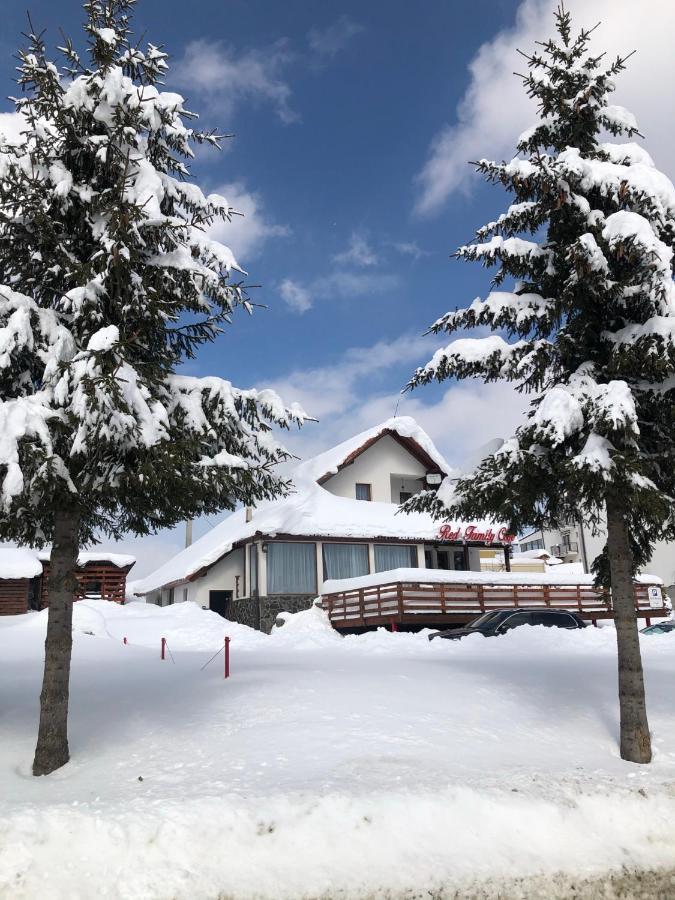 Red Family Apartments Păltiniş Екстериор снимка