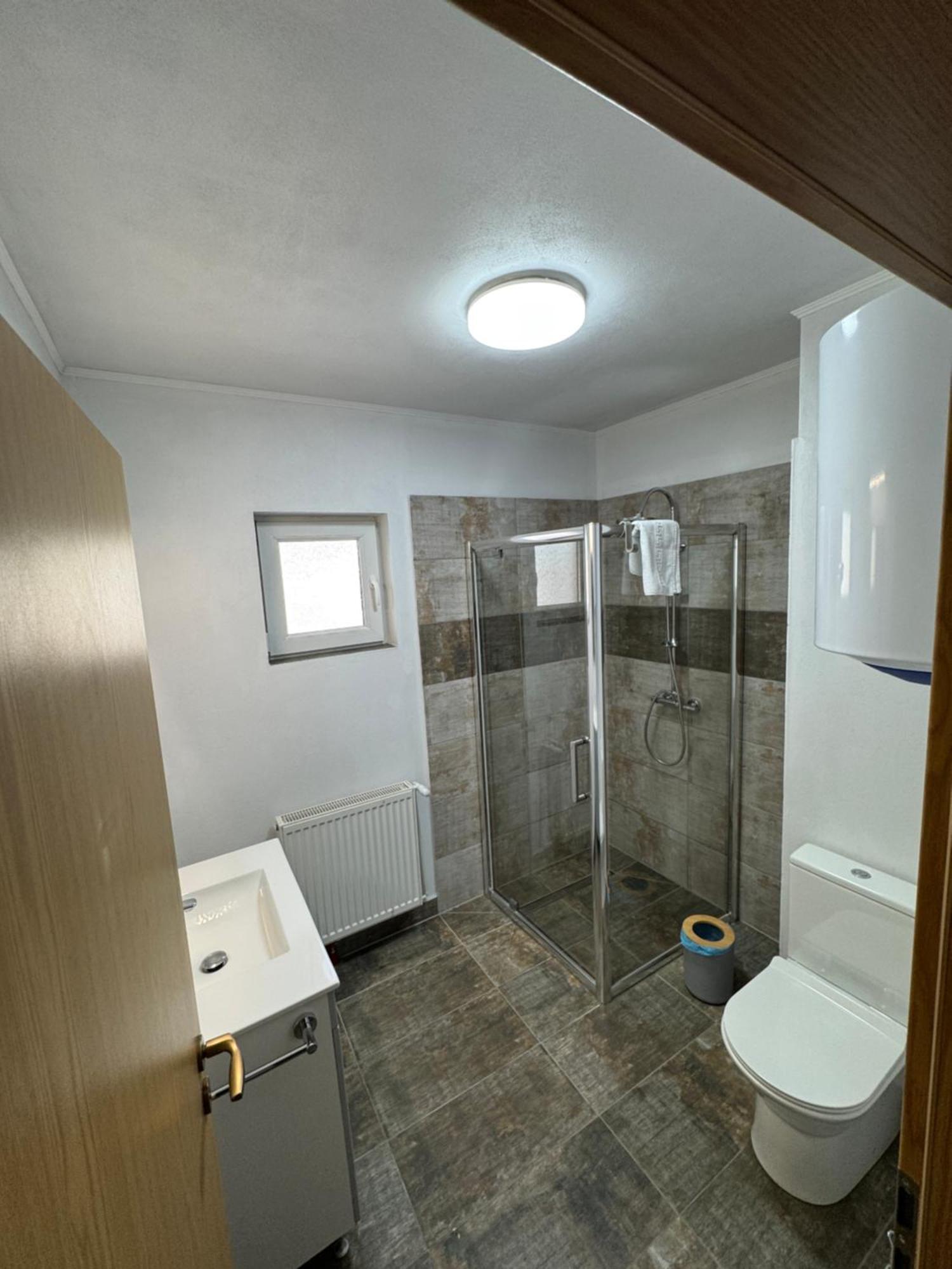 Red Family Apartments Păltiniş Екстериор снимка